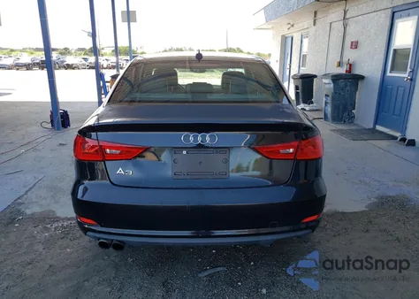 2015 Audi A3 Premium из США, поврежденный, VIN WAUACGFFXF1017078